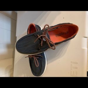 Columbia boat shoes size 6 1/2 new in box.